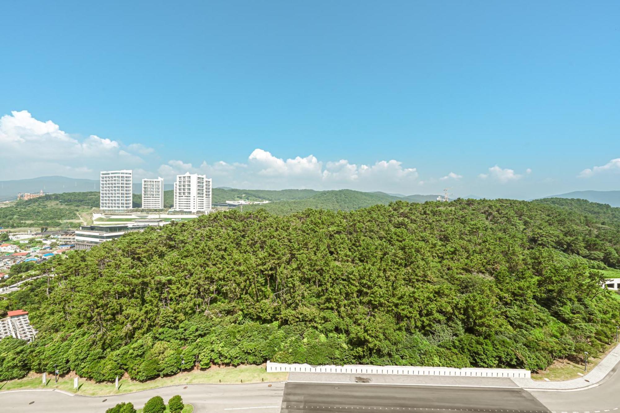 Ananti At Busan Cove Exteriör bild
